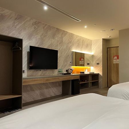 Saint Hostel Beigang Bagian luar foto