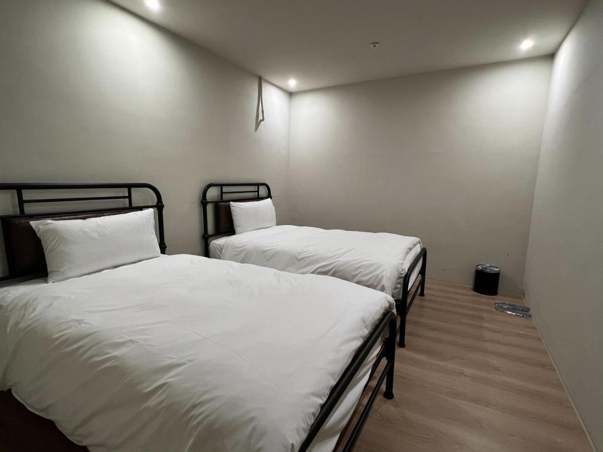 Saint Hostel Beigang Bagian luar foto