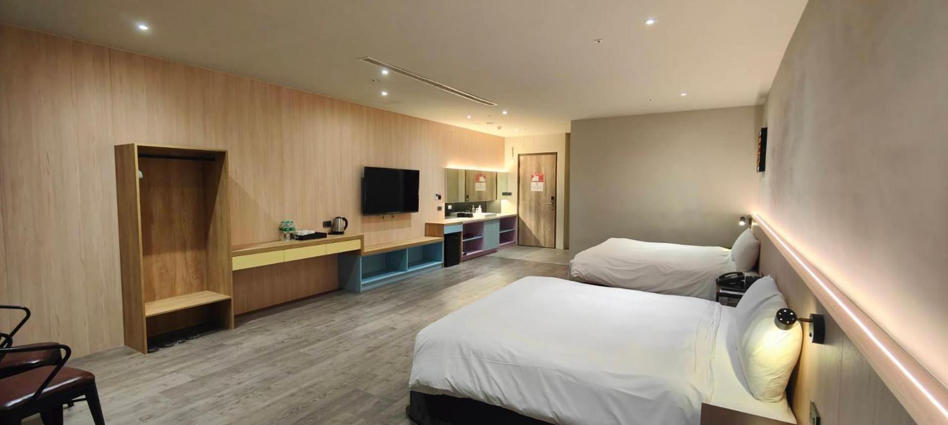 Saint Hostel Beigang Bagian luar foto
