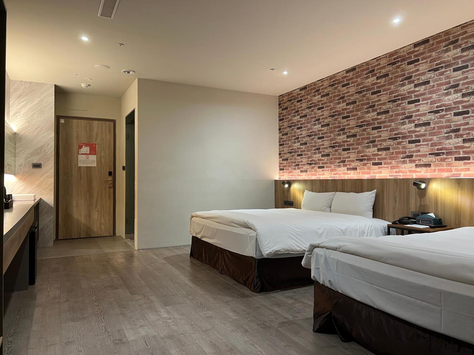 Saint Hostel Beigang Bagian luar foto
